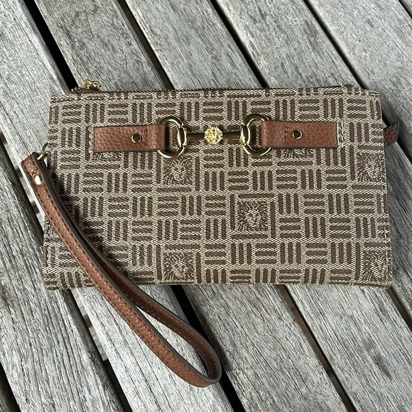 Anne Klein Bags | Tile Lion Logo Wristlet With Horse Bit Anne Klein *NWOT - Picture 2 of 12